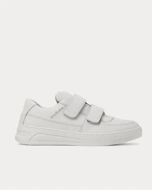 Leather  White low top sneakers