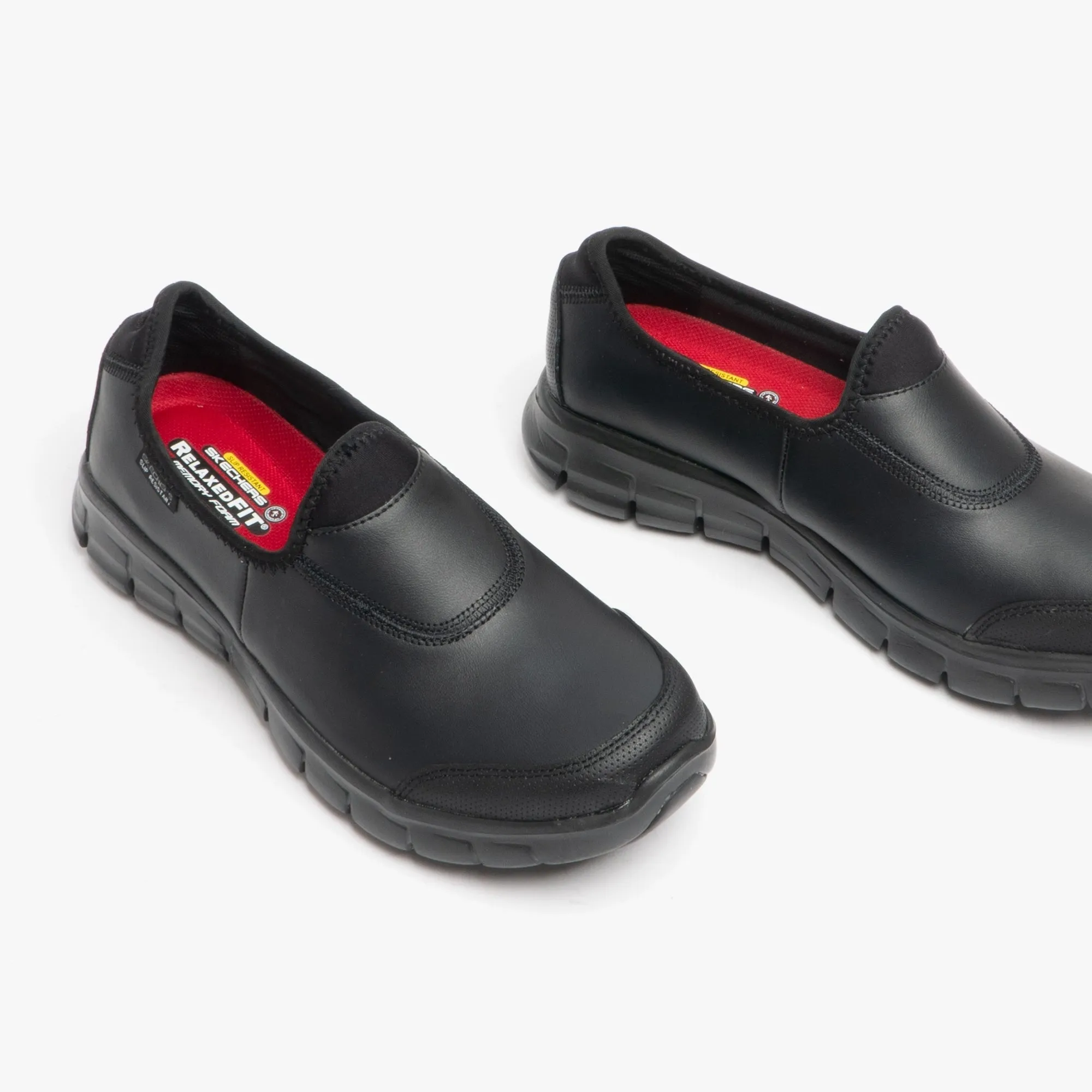 RELAXED FIT - SURE TRACK Ladies Leather Anti-Slip Shoes Black